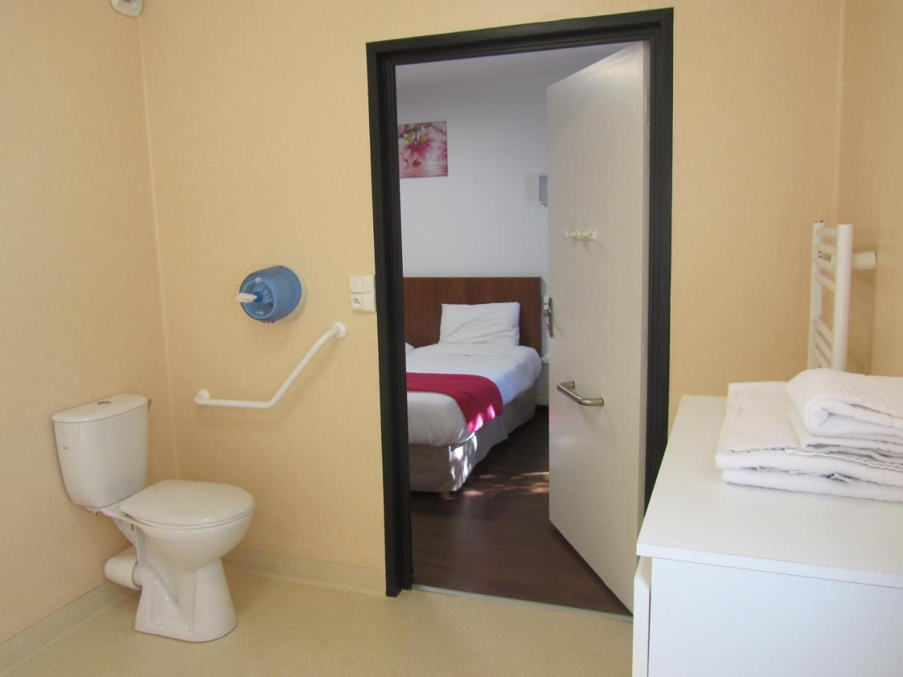 Hotel Le Saint Joseph Esterno foto